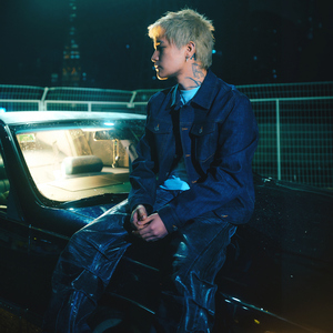 国产精品午夜无码AV体验区
